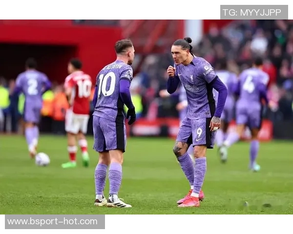 欧联杯精彩对决利物浦大胜AC米兰引发转会热议